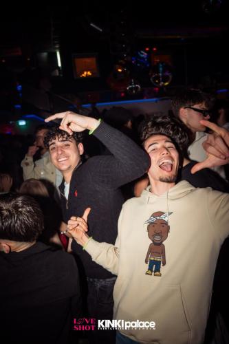 loveshotxkinki-201